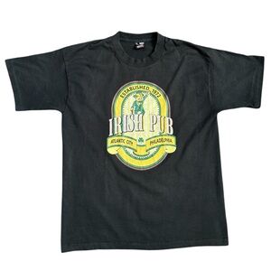 Vintage 90s Irish Pub / Single Stitch / Made In The USA / St Patrick’s Day